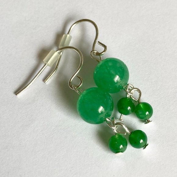 Green Jade Stone Earrings Silver Plated Dangle Round Bead Malaysian Light 2-6mm - Picture 6 of 9